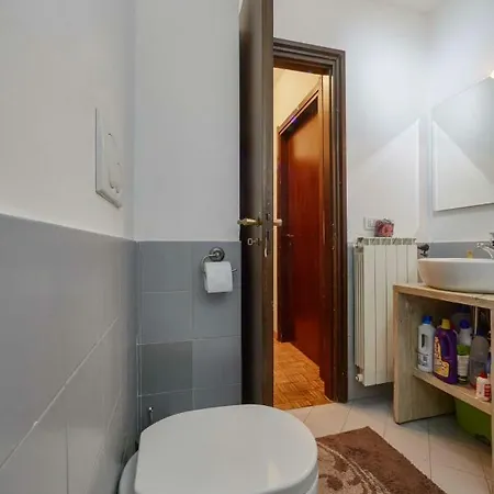 11 Via Lecco * Milan